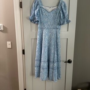 Elegant Blue Floral Rachel Parcell Dress